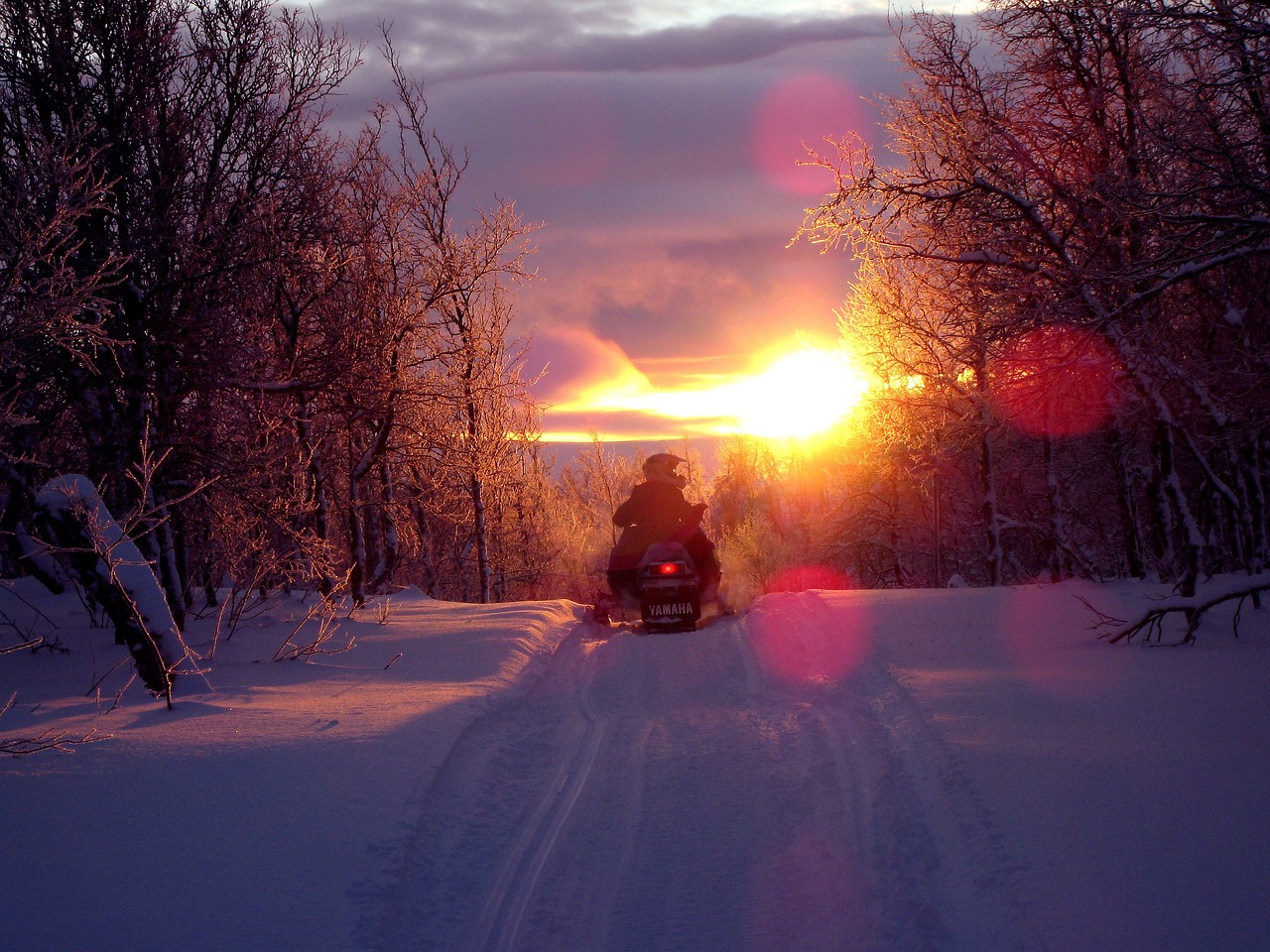 sunset, scooter, snowmobile-1807724.jpg